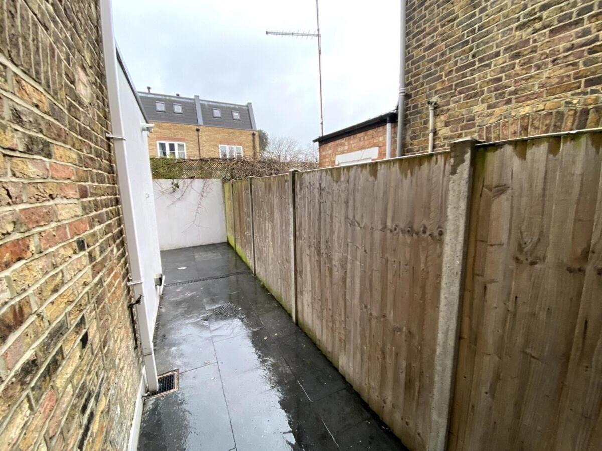 Holiday home Tooting *