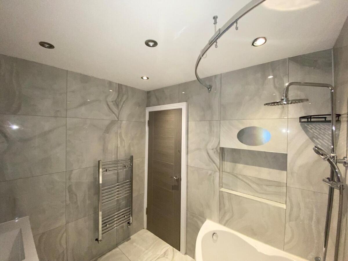 Tooting Holiday home